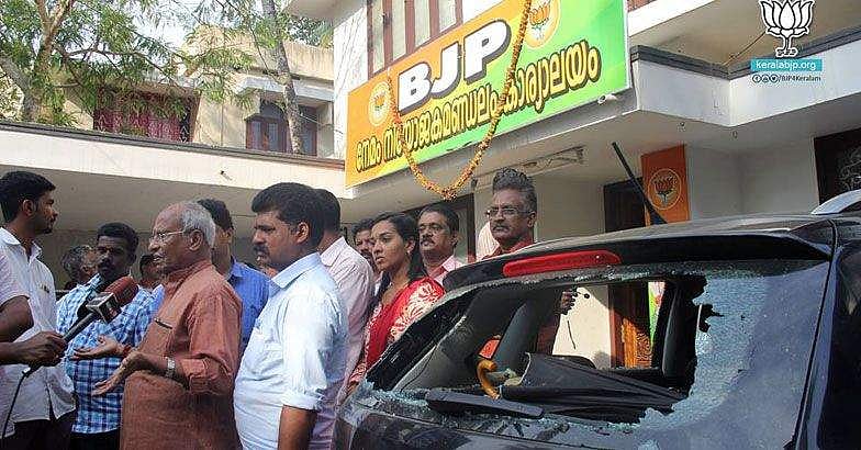 വിജയേട്ടന്‍ മുഖ്യമന്ത്രിയായിരിക്കുമ്പോള്‍ ഒരാള്‍ക്കെതിരെയം നിലപാട് എടുക്കില്ലെന്ന ധൈര്യമാണ് ഈ പ്രവര്‍ത്തനത്തിന് പിന്നിലെന്ന് രാജഗോപാല്‍