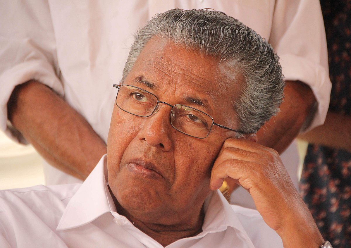 സര്‍ക്കാരിന് കോടതി പിഴ വിധിച്ചിട്ടില്ലെന്ന് മുഖ്യമന്ത്രി; സെന്‍കുമാര്‍ കേസില്‍ സര്‍ക്കാര്‍ മാപ്പ് പറഞ്ഞിട്ടില്ലെന്നും മുഖ്യന്‍