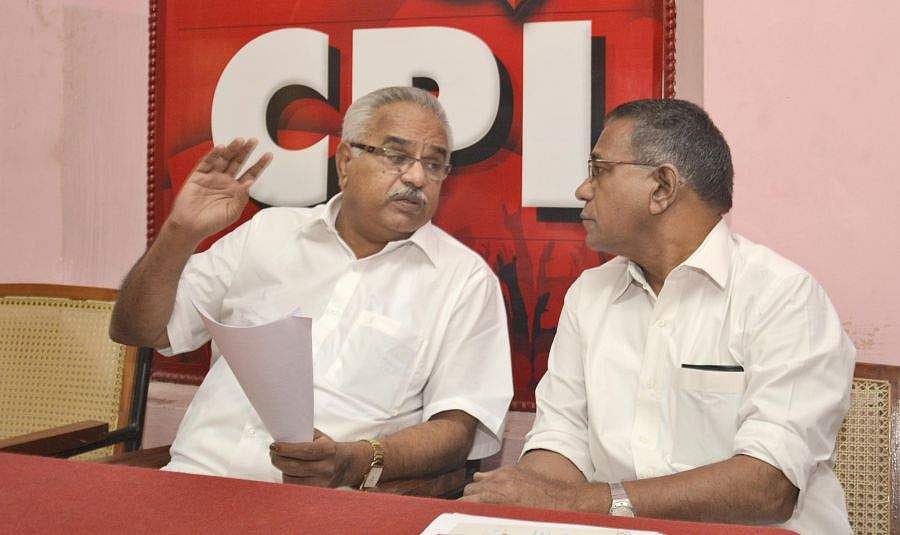 മുഖ്യമന്ത്രിക്കെതിരെ വീണ്ടും സിപിഐ; ഒഴിപ്പിക്കലിന്റെ ക്രെഡിറ്റടിക്കാനാണ്‌സര്‍വകക്ഷി യോഗം വിളിച്ചതെന്ന്‌ സംസ്ഥാന നിര്‍വാഹക സമിതി