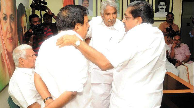 മാണിയെ തള്ളാനാകാതെ യുഡിഎഫ്; ഭാവി രാഷ്ട്രീയ കാര്യങ്ങള്‍ പ്രവചിക്കാനാകില്ലെന്ന് ചെന്നിത്തല