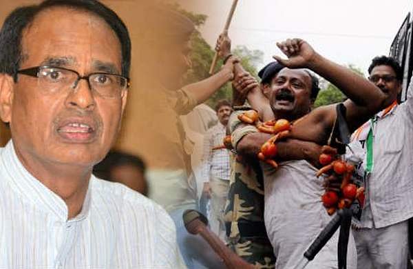 പതിനൊന്ന് വര്‍ഷം ഭരിച്ചിട്ടും പ്രശ്‌നം പരിഹരിക്കാന്‍ കഴിയാത്ത മുഖ്യമന്ത്രി നിരാഹാരമിരുന്നതിനെ പരിഹസിച്ച് മധ്യപ്രദേശിലെ കര്‍ഷകര്‍; വെള്ളിയാഴ്ച മുതല്‍ ദേശീയപാത ഉപരോധിക്കുമെന്ന് മുന്നറിയിപ്പ്‌