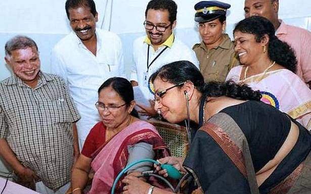 പകര്‍ച്ചപ്പനി തടയാന്‍ 24 മണിക്കൂറും പ്രവര്‍ത്തിക്കുന്ന മോണിറ്ററിംഗ് സെല്ലുമായി ആരോഗ്യവകുപ്പ്                                    