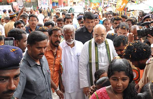 പ്രചാരണത്തിന് 8000 പേര്‍ വേണമെന്ന് അമിത് ഷാ, എത്തിയത് 500 പേര്‍; കേരള രക്ഷാ യാത്ര മാറ്റിയത് ഒരുക്കങ്ങളിലുള്ള കേന്ദ്ര നേതൃത്വത്തിന്റെ അതൃപ്തി മൂലം
