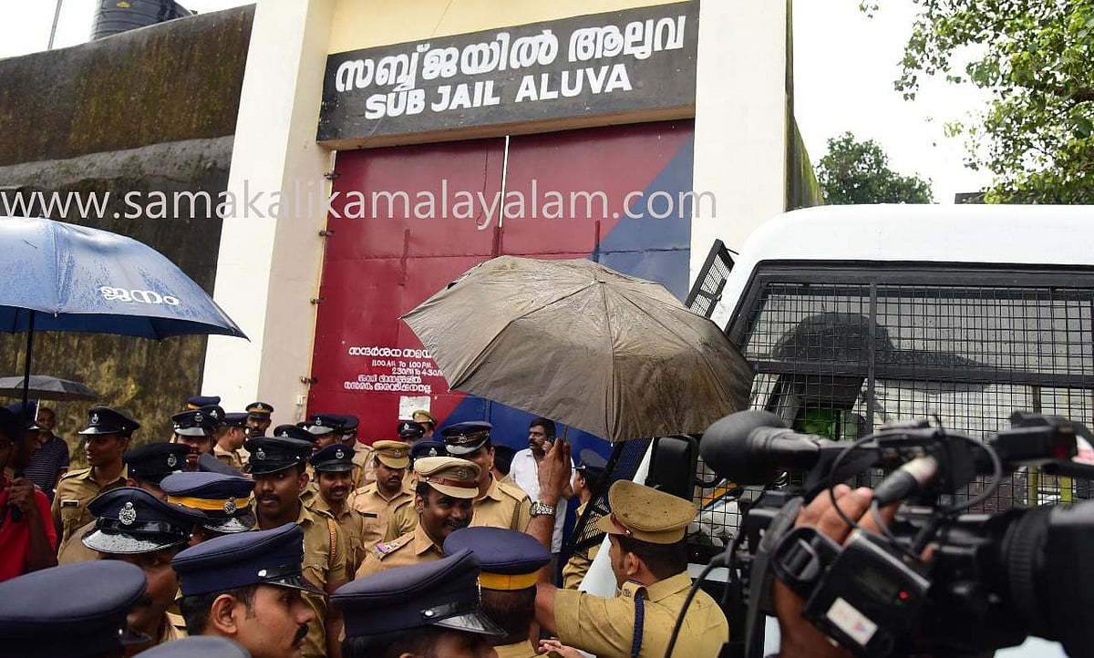 ഗൂഢാലോചനയില്ലെന്ന വാദം പൊലീസ് തന്ത്രം, ക്വട്ടേഷന്‍ സംഘം ആസൂത്രകരെ ബന്ധപ്പെട്ടത് ഈ തന്ത്രത്തില്‍ വീണതിനാല്‍