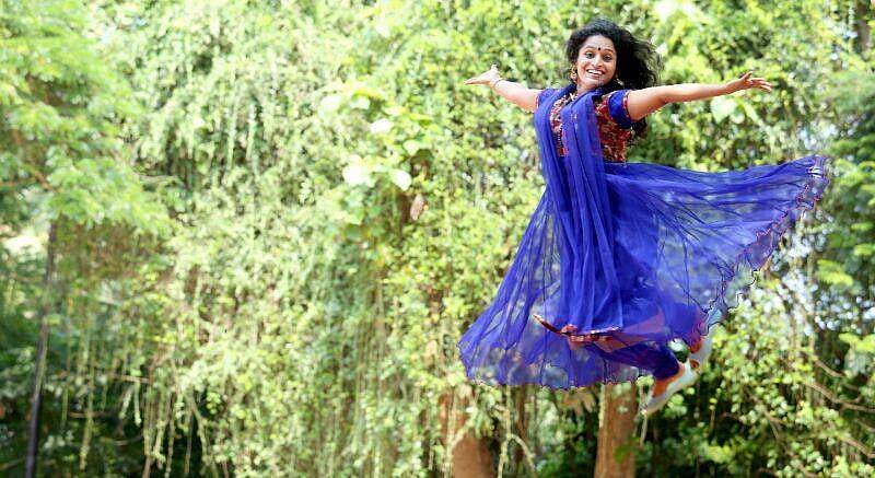 ഇത് ഞങ്ങളുടെ അവസാന സെല്ഫി, ഞങ്ങള് നല്ല സുഹൃത്തുക്കള്; സുരഭി വിവാഹമോചിതയായി