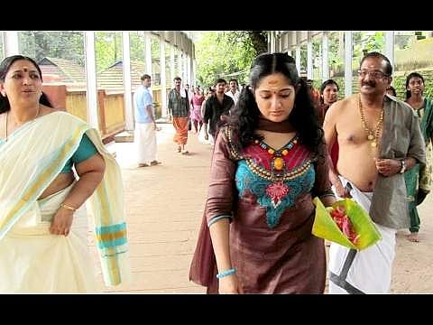 കാവ്യാ മാധവന് വേണ്ടി മാതാപിതാക്കളുടെ പൊന്നിന്‍കുടം നേര്‍ച്ച