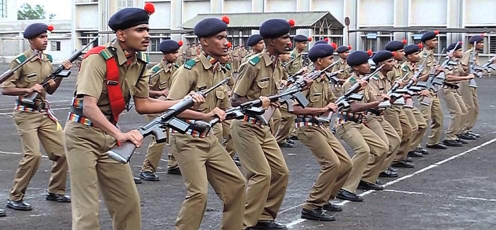 സ്കൂളുകളിലെല്ലാം സൈനിക സ്കൂളിന്റെ ചട്ടങ്ങള് നടപ്പിലാക്കണമെന്ന് പ്രധാനമന്ത്രിയുടെ ഓഫിസ്