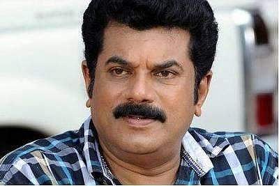 'മുകേഷ് ആളൊരു സകല കലാ വല്ലഭനാണ്'; നടനെതിരെ കൂടുതൽ ആരോപണങ്ങൾ 