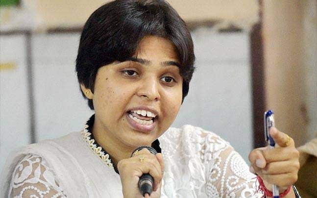 വൃശ്ചികം ഒന്നിനെത്തുമെന്ന് തൃപ്തി ദേശായി; സുരക്ഷ ആവശ്യപ്പെട്ട് മുഖ്യമന്ത്രിക്ക് കത്ത്