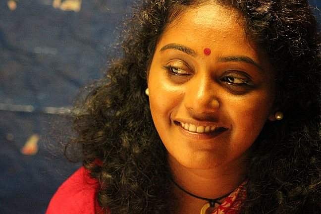 ബെഡ് വിത്ത് ആക്ടിങ് പാക്കേജ് മലയാള സിനിമയിലെന്ന് നടി ഹിമ ശങ്കര്‍