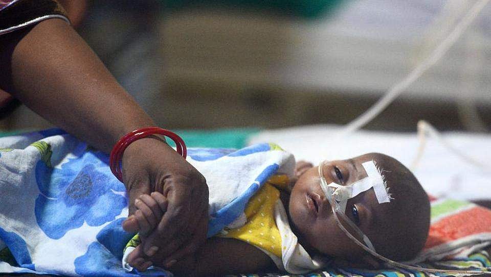 ഖോരഗ്പൂരില്‍ എഴുപത് കുഞ്ഞുങ്ങള്‍ ആകാശത്തേക്ക് പറന്നത് കാര്‍ട്ടൂണിസ്റ്റുകളുടെ വരകളിലൂടെ