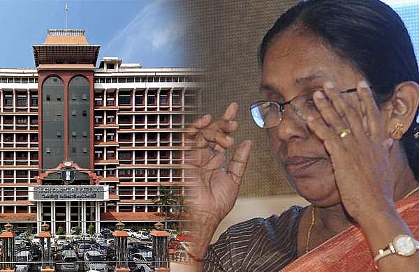 ശൈലജയ്ക്ക് ആശ്വാസം; മന്ത്രിക്കെതിരായ പരാമര്‍ശങ്ങള്‍ ഹൈക്കോടതി നീക്കി
