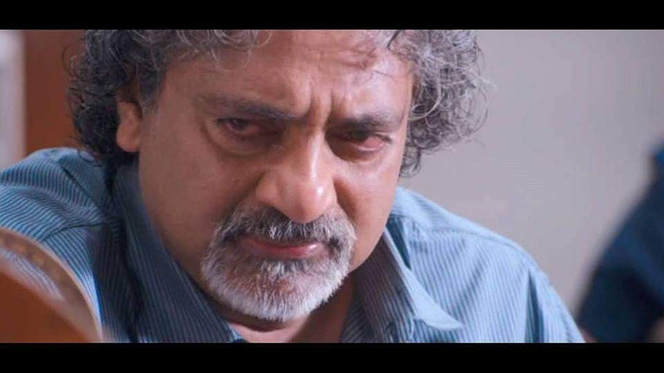 രക്ഷാബന്ധന്‍ ഉദ്ഘാടനം കുമ്മനവും പിണറായി സഖാവും പരസ്പരം കെട്ടിക്കൊണ്ടാവട്ടെ: ജോയ് മാത്യു