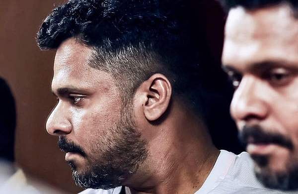 ശ്രീനിയേട്ടനെപ്പോലെ ഇനിയും ആളുകള്‍ വരും, മറ്റേ ബാബയുടെ ടീം ചെയ്ത പോലെ ചെറിയ കലാപമെങ്കിലും വേണമെന്നു പറയും: ആഷിഖ് അബു