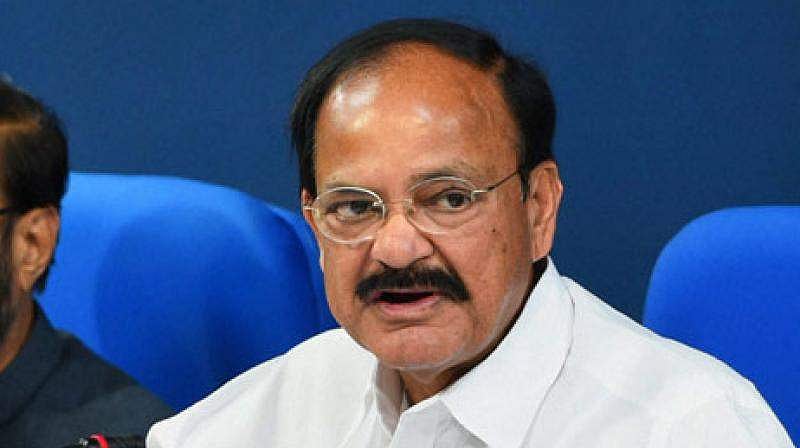 പുരാതന ഇന്ത്യയില്‍ ദുര്‍ഗ പ്രതിരോധ മന്ത്രിയും  ലക്ഷ്മി സാമ്പത്തിക മന്ത്രിയും; വിചിത്ര വാദവുമായി വെങ്കയ്യ നായിഡു