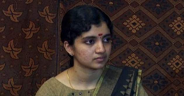 സാക്കിര്‍ നായിക്കിന്റെ ലേഖനങ്ങള്‍ മതപരിവര്‍ത്തനത്തിന് പ്രചോദിപ്പിച്ചതായി ആതിര