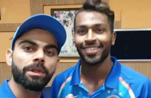 പാണ്ഡ്യയുടെ ആ മിന്നുന്ന ഇന്നിങ്സ്; അതിന്റെ ക്രെഡിറ്റ് ശാസ്ത്രിക്കെന്ന് കോഹ്ലി