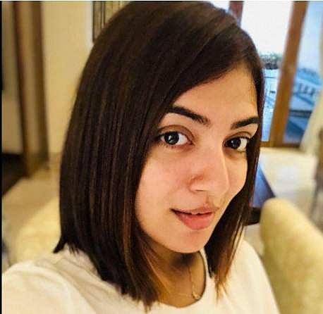 മുടി മുറിച്ച് അടിപൊളി ലുക്കില്‍ നസ്രിയ; സൗന്ദര്യം അല്‍പം കൂടിയോ..!!