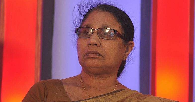 വിദ്യാഭ്യാസ മേഖല കേന്ദ്രീകരിച്ച് തൊഴിലിട പീഡനങ്ങള്‍ ഏറുന്നു; സര്‍ക്കാരിന്‌ റിപ്പോര്‍ട്ട്‌ നല്‍കും- വനിതാ കമ്മീഷന്‍