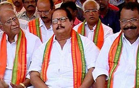 ബിജെപി സമരം ഉദ്ഘാടനം ചെയ്ത കോണ്‍ഗ്രസ് നേതാവ് ജി രാമന്‍ നായര്‍ക്ക് സസ്‌പെന്‍ഷന്‍ ; നടപടി എഐസിസിയുടേത്
