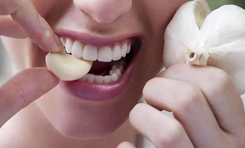വെളുത്തുള്ളി ആന്റിബയോട്ടിക്കിന് സമം: എന്നും വെറുംവയറ്റില്‍ ഇത് ശീലമാക്കൂ