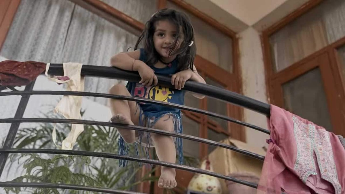 ഫ്‌ലാറ്റിനുള്ളില്‍ ഒറ്റപ്പെട്ടുപോയ രണ്ട് വയസുകാരി: ഭീതിയോടെയല്ലാതെ ഈ ട്രെയിലര്‍ കണ്ട് തീര്‍ക്കാനാവില്ല