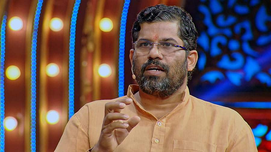 നുണയില് കുരുക്കി പൂട്ടാനുള്ള ശ്രമം ശക്തം; സന്ദീപാനന്ദഗിരിയെ ചിന്മയ മിഷന് പുറത്താക്കിയതാണെന്ന പ്രചാരണവും പാളി
