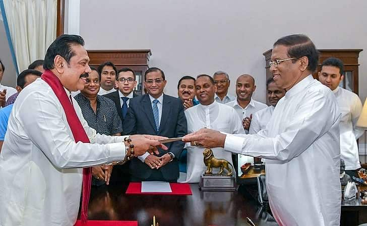 ശ്രീലങ്കയില്‍ സിരിസേന പാര്‍ലമെന്റ് പിരിച്ചുവിട്ടു: പ്രധാനമന്ത്രി താന്‍ തന്നെയെന്ന് വിക്രമസിംഗെ; അനിശ്ചിതത്വം