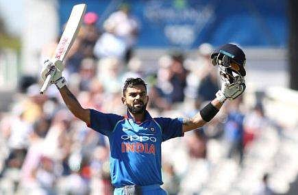 അടിച്ച് മിന്നിച്ച് കോഹ്ലി, തുടര്‍ച്ചയായ മൂന്നാം ഏകദിനത്തിലും സെഞ്ചുറി;  ഇന്ത്യയ്ക്ക് ജയം 79 റണ്‍സ് അകലെ 