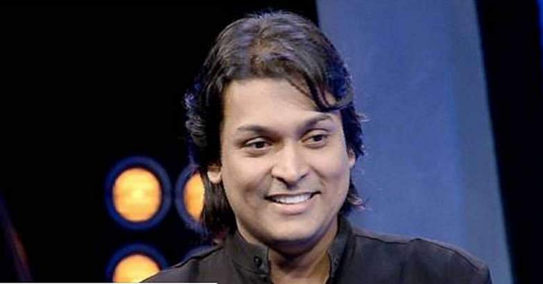 കിടപ്പറയില് വച്ച് തന്നെ കടന്ന് പിടിച്ച് ചുംബിച്ചു; രാഹുല് ഈശ്വറിനെതിരെ മീ ടു