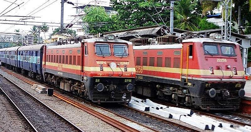 യാത്രക്കാര്‍ പ്രതിഷേധിച്ചു: മൂന്ന് എക്‌സ്പ്രസ് ട്രെയിനുകളുടെ സമയത്തില്‍ മാറ്റം