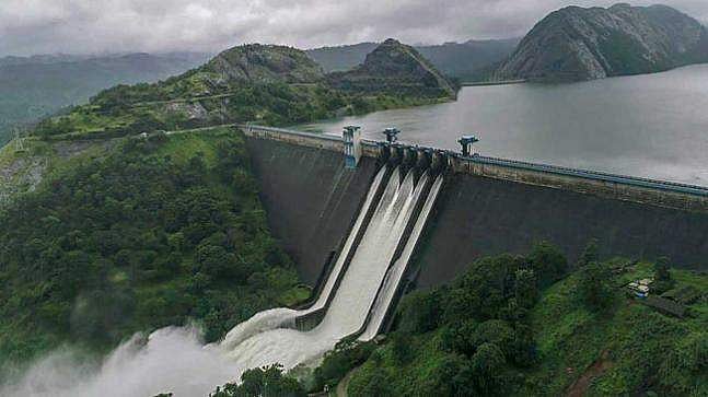 മുല്ലപ്പെരിയാറില്‍ ജലനിരപ്പ് ഉയരുന്നു: ഇടുക്കി അണക്കെട്ട് തുറന്നേക്കാം, രണ്ട് ജില്ലകളില്‍ റെഡ് അലേര്‍ട്ട്