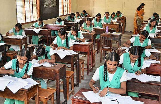 എസ്എസ്എല്സി പരീക്ഷ രാവിലെയാക്കിയേക്കും; അമിത പ്രാധാന്യം നല്കേണ്ടതില്ലെന്ന് വിദ്യാഭ്യാസ വകുപ്പ്
