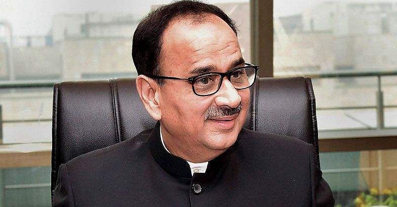 സിബിഐ ഡയറക്ടർ സ്ഥാനത്തുനിന്ന് മാറ്റിയ നടപടി  : അലോക് വർമയുടെ ഹർജി ഇന്ന് സുപ്രിംകോടതിയിൽ ; കേന്ദ്ര വിജിലൻസ് കമ്മീഷൻ ഇന്ന് റിപ്പോർട്ട് നൽകും