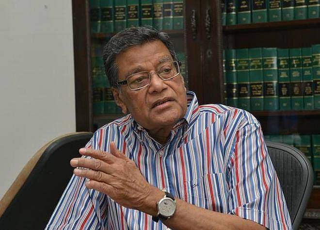 കേൾക്കാനുള്ള സന്മനസെങ്കിലും കാണിക്കണം ; ചീഫ് ജസ്റ്റിസ് കോടതിയിൽ വിമർശനവുമായി അറ്റോർണി ജനറൽ