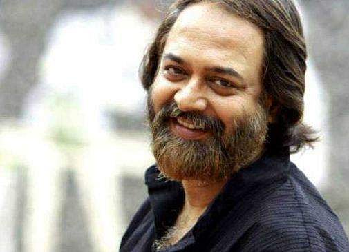 'ടൊവിനോ കുഴപ്പക്കാരനാണ്, നിഷ്‌കളങ്കനും'; കുപ്രസിദ്ധ പയ്യന്റെ വിജയത്തിനിടെ സംവിധായകന്‍ മനസ് തുറക്കുന്നു