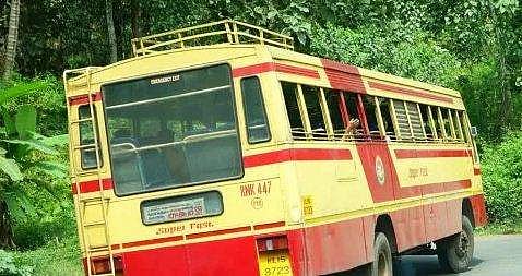 കെഎസ്ആര്‍ടിസി ബസിന് നേരെ കല്ലേറ്; തൃശ്ശൂരിലേക്ക് പോയ ബസിന്റെ ചില്ല് തകര്‍ത്തു, സര്‍വ്വീസ് നിര്‍ത്തിവയ്ക്കില്ല