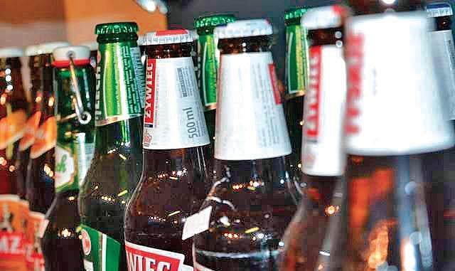 സര്‍ക്കാര്‍ വിറ്റ ബിയറില്‍ മാലിന്യം; ഒരു ലക്ഷം രൂപ നഷ്ടപരിഹാരം നല്‍കാന്‍ വിധി