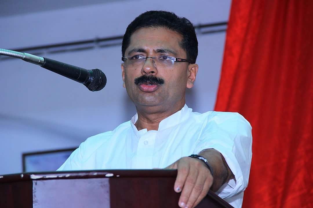 കറുപ്പ് കണ്ടാൽ ഭയന്നോടില്ല; മന്ത്രിയാക്കിയത് പാണക്കാട് തറവാട്ടിൽ നിന്നല്ല; കെടി ജലീൽ