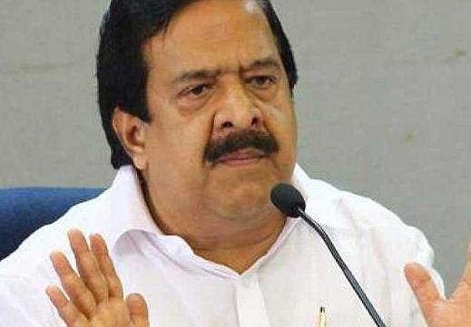 യുവതീപ്രവേശനമല്ല ശബരിമലയിലെ വിഷയം; തീര്‍ത്ഥാടനം സര്‍ക്കാര്‍ അട്ടിമറിക്കുന്നു, നിരോധനാജ്ഞ പിന്‍വലിക്കണമെന്നും ചെന്നിത്തല 