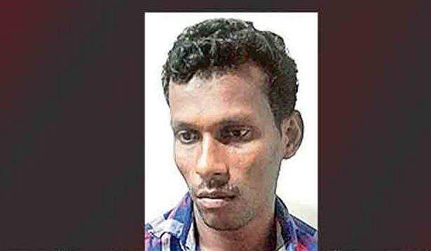 കണ്ണൂരില്‍ തേങ്ങ പറിക്കാന്‍ എത്തിയ ആള്‍ വീട്ടമ്മയെ വെട്ടി; യുവാവ് പിടിയില്‍ 