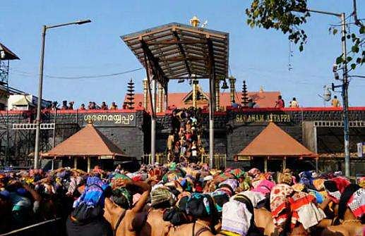 സന്നിധാനത്ത് ക്യാമറയ്ക്കും മൊബൈലിനും നിയന്ത്രണം; തിരുമുറ്റത്ത് നിന്ന് ഫോട്ടോയെടുക്കുന്നത് നിരോധിച്ചു