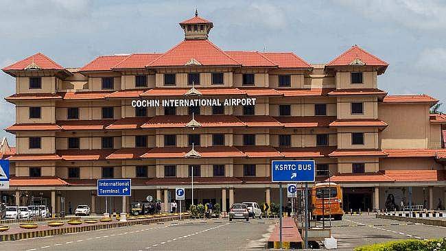 നെടുമ്പാശ്ശേരി വിമാനത്താവളത്തില്‍ സുരക്ഷാ പരിശോധന നീണ്ടു; ബാഗിനുള്ളില്‍ ബോംബുണ്ടെന്ന് വ്യാജ ഭീഷണി മുഴക്കിയ യാത്രക്കാരന്‍ അറസ്റ്റില്‍