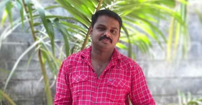 തർക്കത്തിനിടെ യുവാവ് വാഹനമിടിച്ചു മരിച്ച സംഭവം :  നെയ്യാറ്റിൻകര ഡിവൈഎസ്പിക്കെതിരെ കൊലക്കുറ്റത്തിന് കേസ് ; ചുമതലയിൽ നിന്ന് നീക്കി
