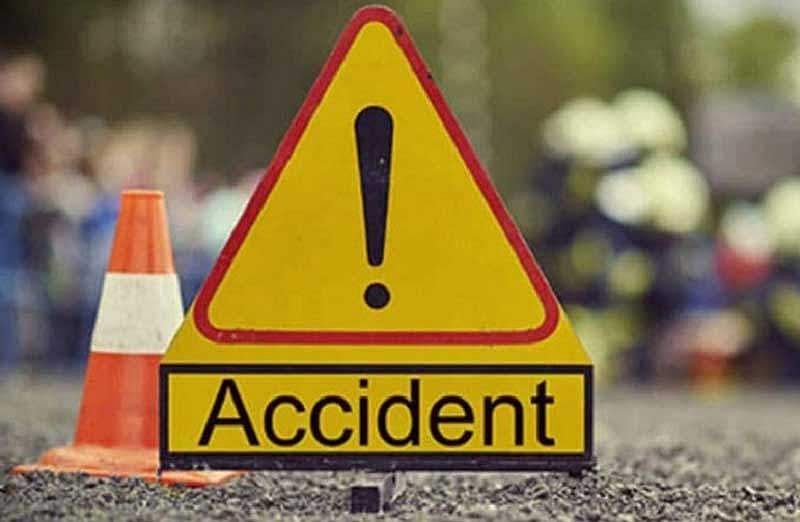 ഹരിപ്പാട് ബൈക്കില്‍ ലോറിയിടിച്ച് എന്‍ജിനീയറിങ് വിദ്യാര്‍ത്ഥിക്ക് ദാരുണാന്ത്യം: ബൈക്ക് കത്തി നശിച്ചു