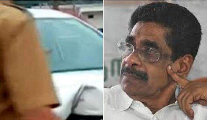 അയ്യപ്പന്‍മാരുടെ ബസ് ഇടിച്ചു: മുല്ലപ്പള്ളിയുടെ കാര്‍ അപകടത്തില്‍പ്പെട്ടു
