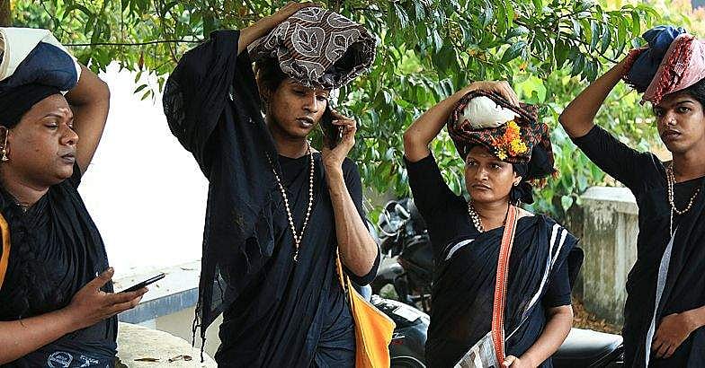 ദര്‍ശനം നടത്തി നാല് ട്രാന്‍സ്‌ജെന്‍ഡറുകള്‍