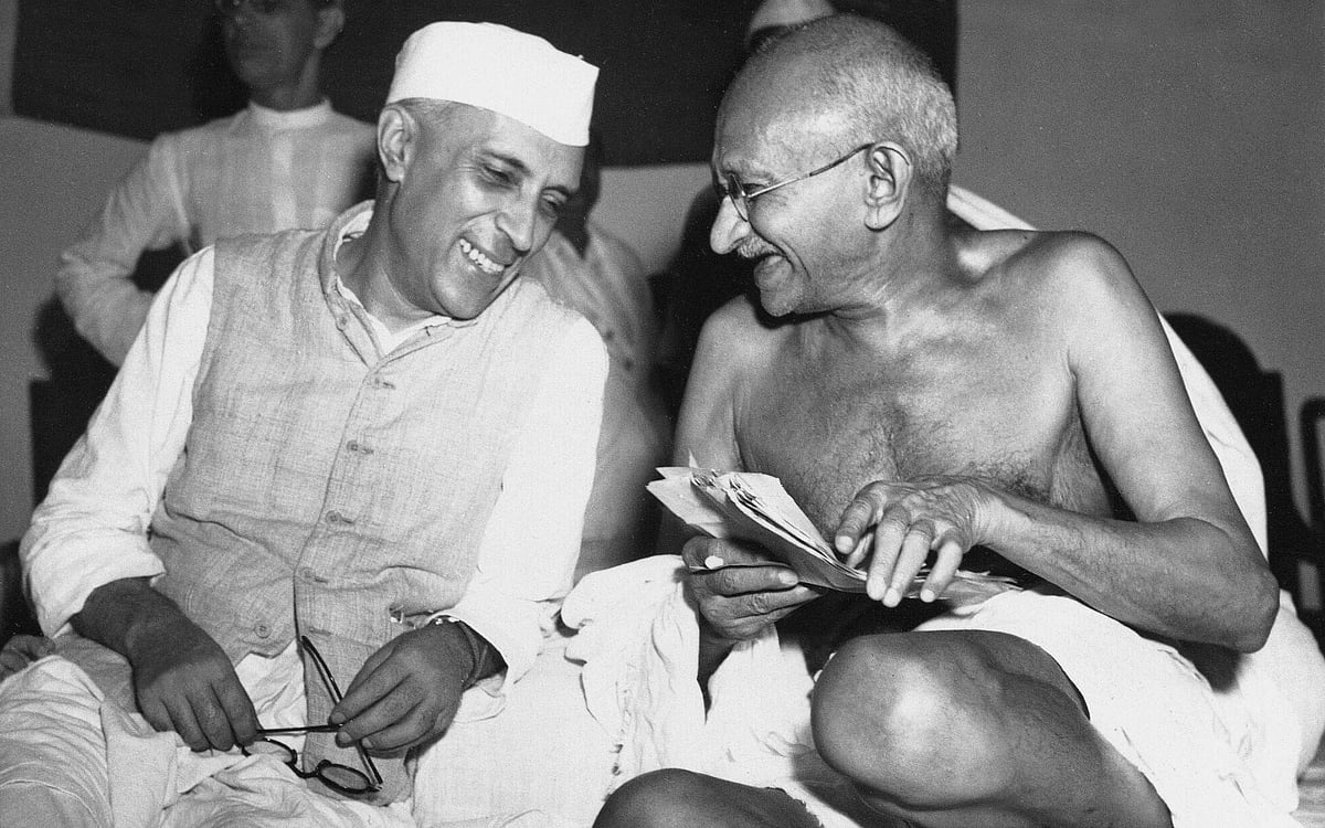 രാജസ്ഥാനില്‍ നെഹ്‌റുവും ഗാന്ധിജിയും പാഠപുസ്തകങ്ങളിലേക്ക് തിരികെ എത്തുന്നു; ബിജെപിയുടെ പരിഷ്‌കരണങ്ങള്‍ പൊളിച്ച് കോണ്‍ഗ്രസ്