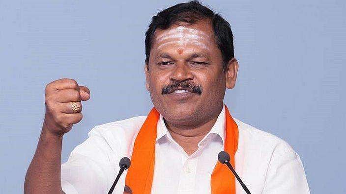 ശബരിമലയില്‍ യുവതികളെത്തിയാല്‍ മുസ്ലീപള്ളികളില്‍ ഹിന്ദു യുവതികള്‍ കയറും; പിണറായിയെ സ്ത്രീകള്‍ തടയും; ഭീഷണിയുമായി ഹിന്ദു നേതാവ്