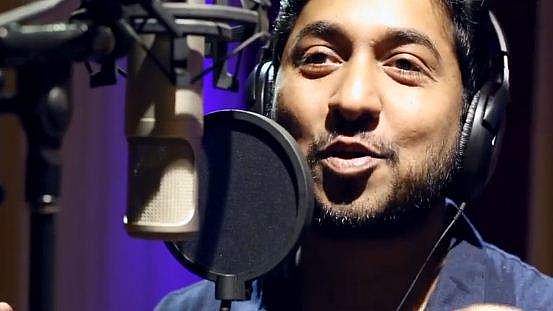 'ഈ നാടിന്റെ മോഹങ്ങള്‍ നെഞ്ചിലേറ്റി ആകാശപക്ഷീ നീ ചിറകടിക്കൂ'; കണ്ണൂര്‍ വിമാനത്താവളത്തിന്റെ തീം സോങ്ങുമായി വിനീത് ശ്രീനിവാസന്‍